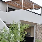 Marina Di Fautea Apartment *