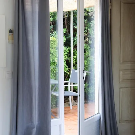 Marina Di Fautea Apartment