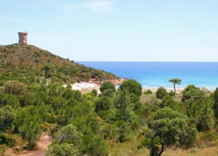 Marina Di Fautea Apartment *